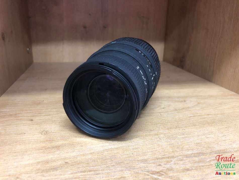 SIGMA DG 70-300mm Telephoto Zoom Lens [ CANON MOUNT ]