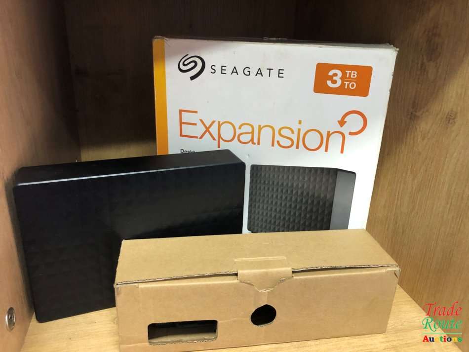 Seagate Expansion External Drive 3TB ( 3000GB ) IN BOX