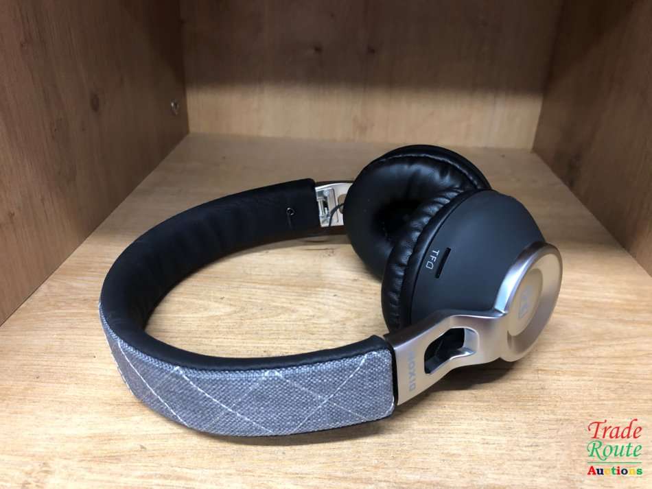 DIXON BLUETOOTH HEADPHONES - HP5100BT - IN BOX