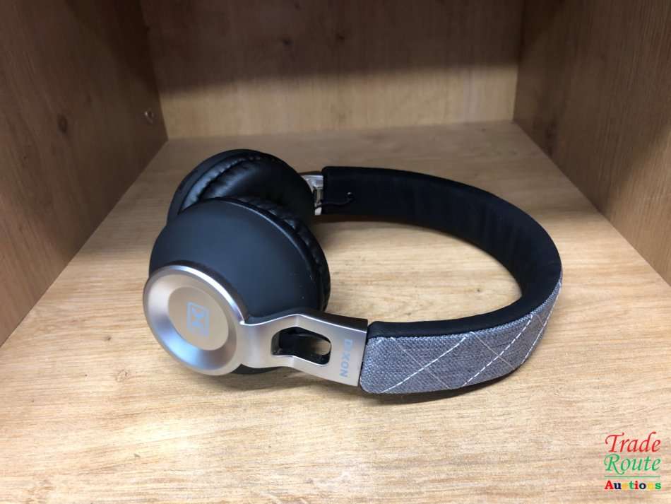 DIXON BLUETOOTH HEADPHONES - HP5100BT - IN BOX