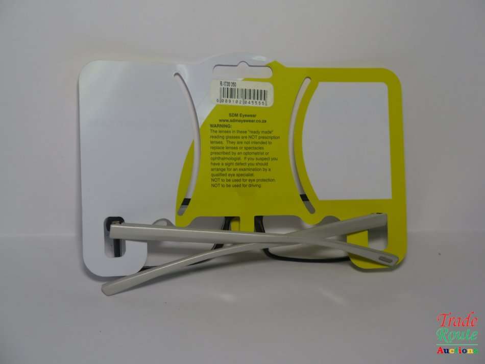 X-TRA VISION Fashion Reading Glasses - with matching case [ +3.50 ]