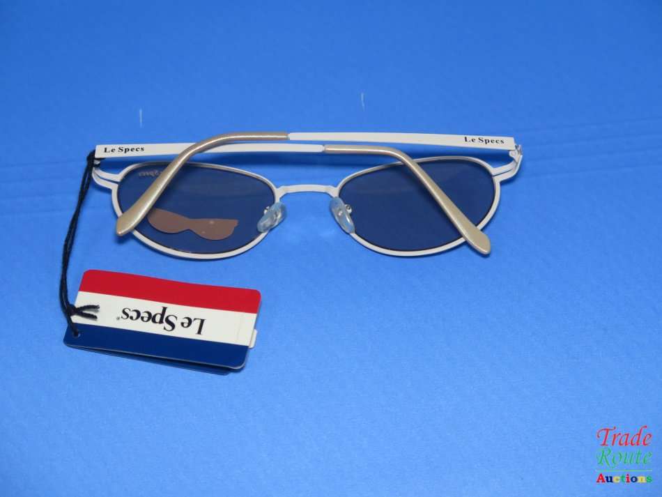 Le Specs Polarized Sunglass - with Pouch