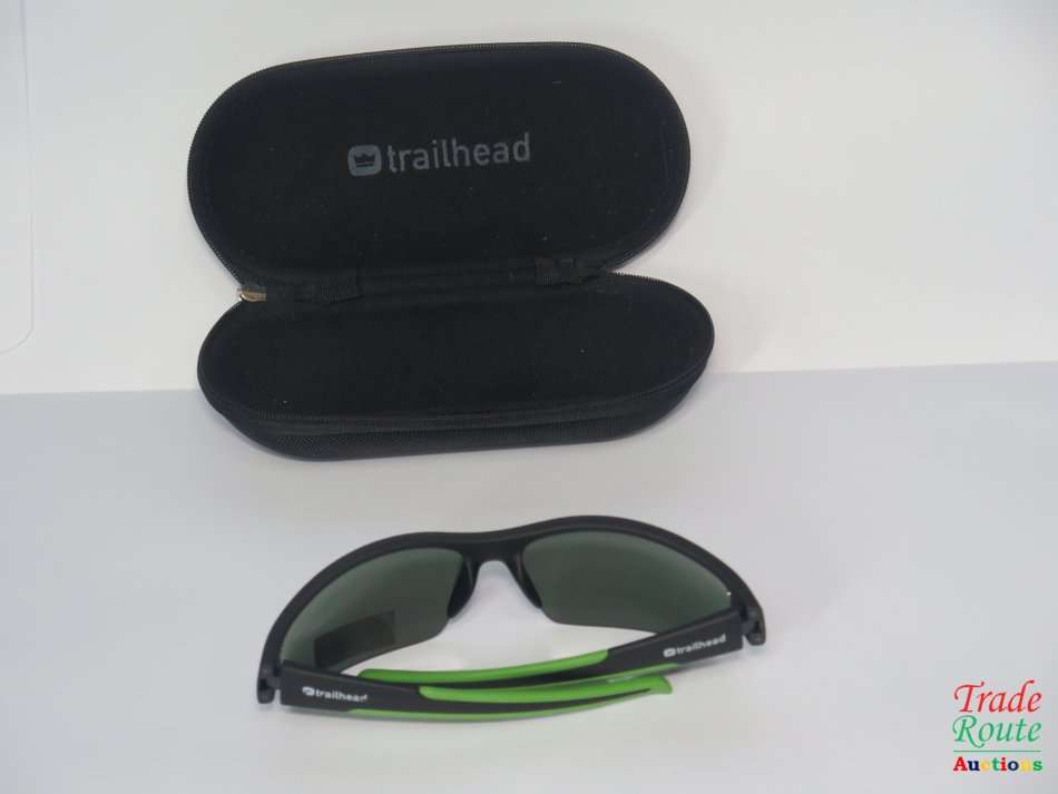 Trailhead LA RUINETTE  BLK-GRN  Polarised Sunglasses - HARD CASE UV400