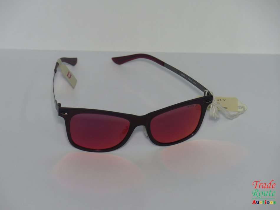 Levi's Ls99032 Polarized Lenses - Red - In Hard Case