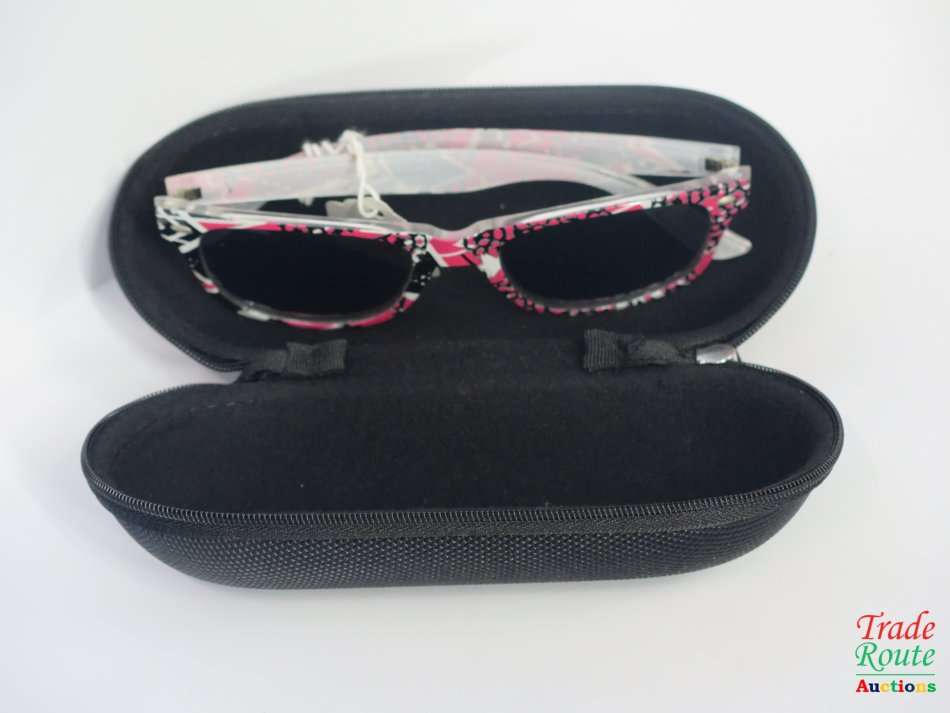 Trendy Women`s POLARIZED Sunglasses - IN HARD CASE