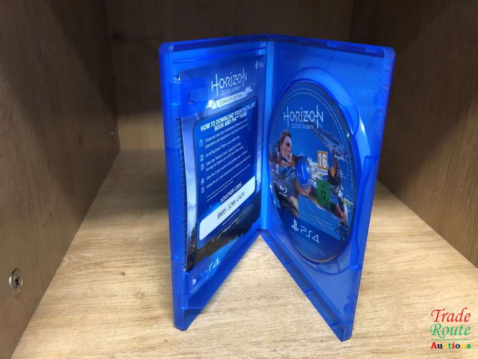 Horizon: Zero Dawn COMPLETE EDITION - PlayStation 4 - (PS4 Game)