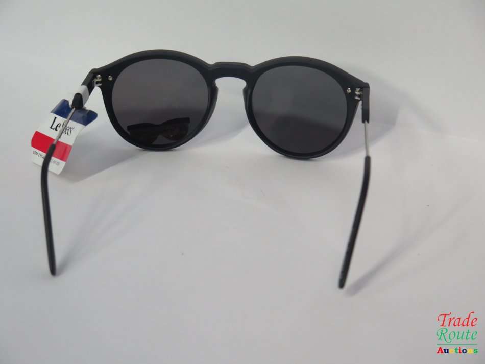 Le Specs Polarized Sunglass - with Hard Case