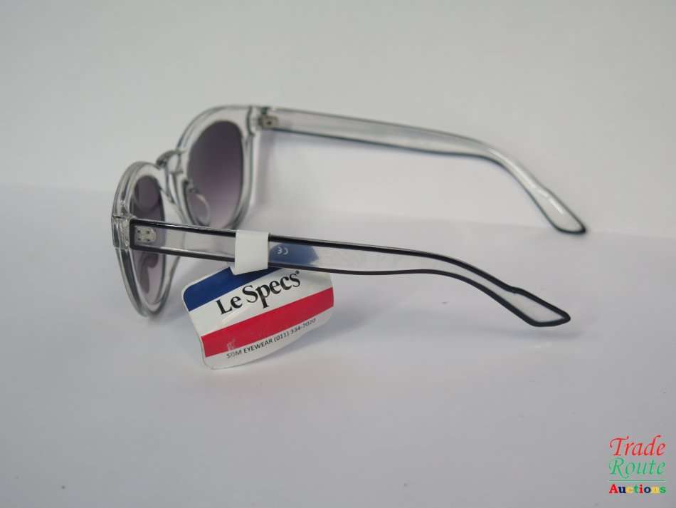 Le Specs LES - 018-158 Polarized Sunglass - with Hard Case