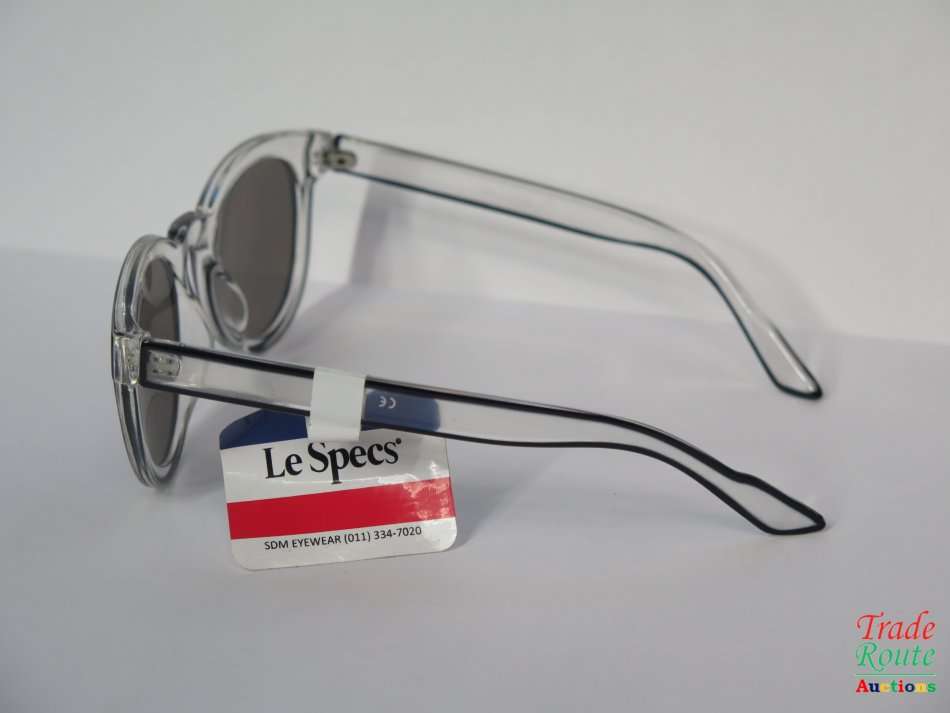 Le Specs  LES 018-159 Polarized Sunglass - with Hard Case