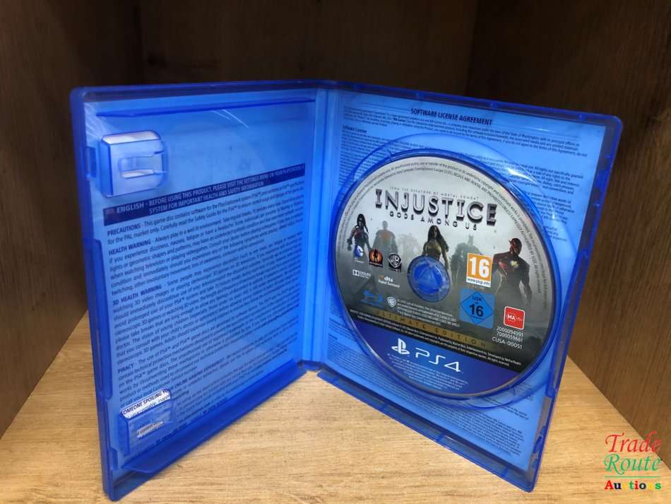 Injustice: Gods Among Us - Ultimate Edition - PlayStation 4 - (PS4 Game)