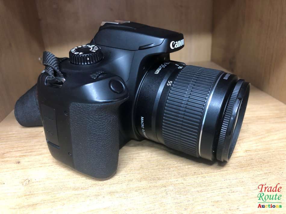 Canon 4000D DSLR Camera and EF-S 18-55 mm f/3.5-5.6 III Lens Kit