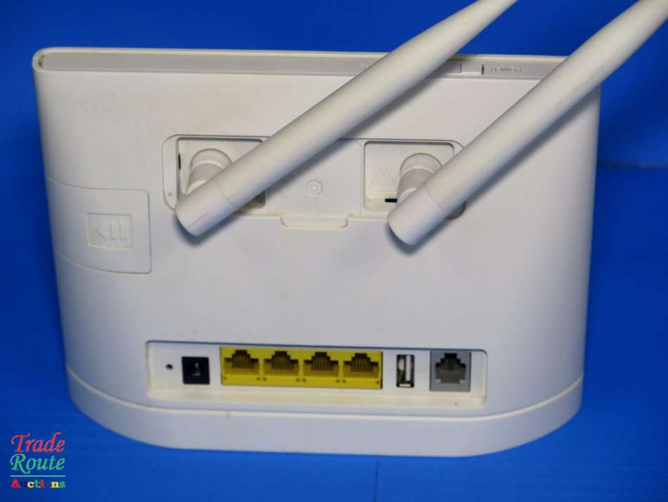 HUAWEI B315 4G LTE Wifi Modem Wireless Router (uses SIM card)
