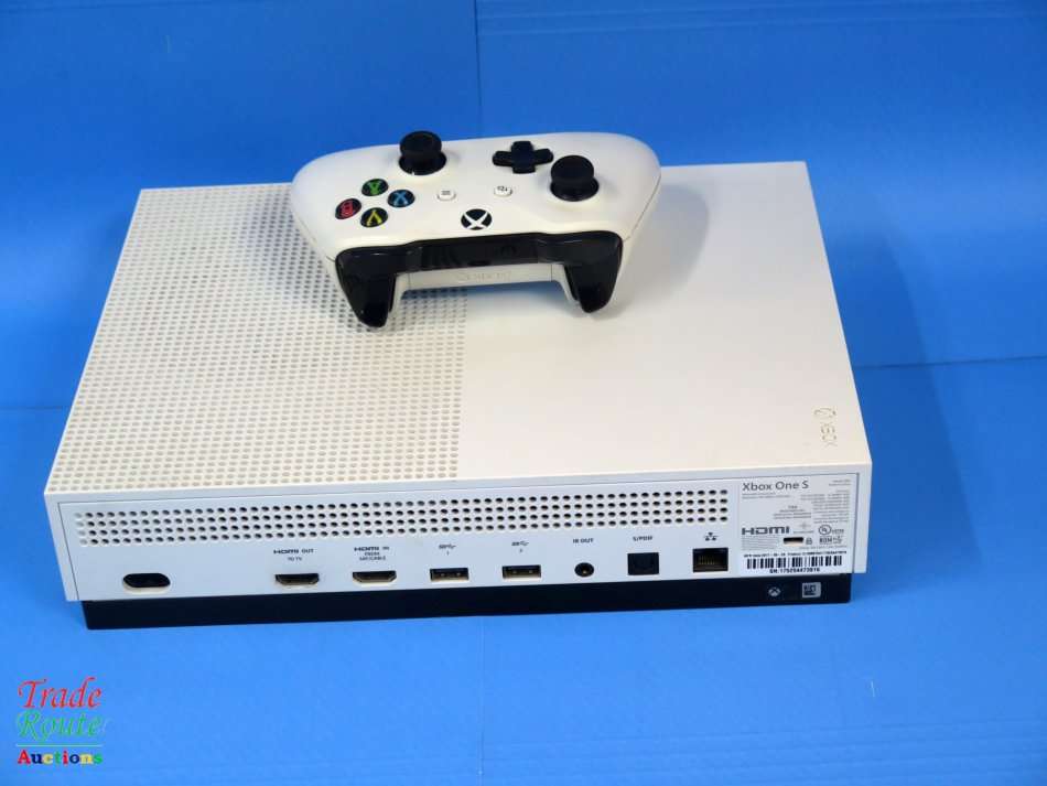 Microsoft Xbox One S 500GB Console (WHITE) Model 1681 + 1 Controller (WHITE)