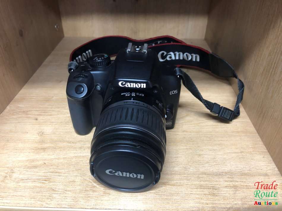 Canon EOS 1000D Digital SLR camera plus Canon 18-55mm Lens Professional KIT