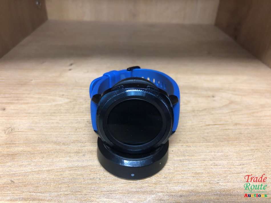 Samsung Gear Sport Smartwatch (Bluetooth), BLUE, LARGE, SILICON STRAP SM-R600