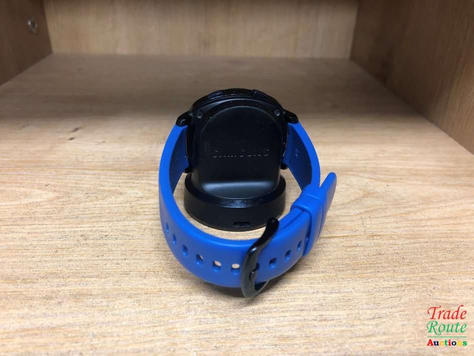 Samsung Gear Sport Smartwatch (Bluetooth), BLUE, LARGE, SILICON STRAP SM-R600