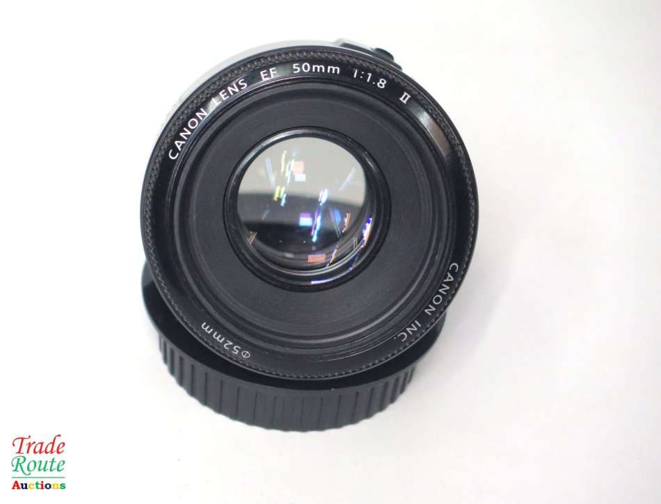 Canon EF 50mm f/1.8 II Lens - Fits Canon Cameras