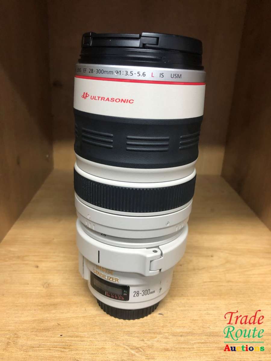 Canon EF 28-300mm f/3.5-5.6 L IS USM Lens