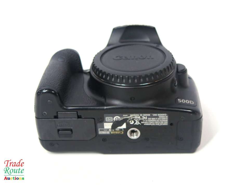 Canon EOS 500D Digital SLR camera 15.1 Megapixels FULL HD Body ONLY