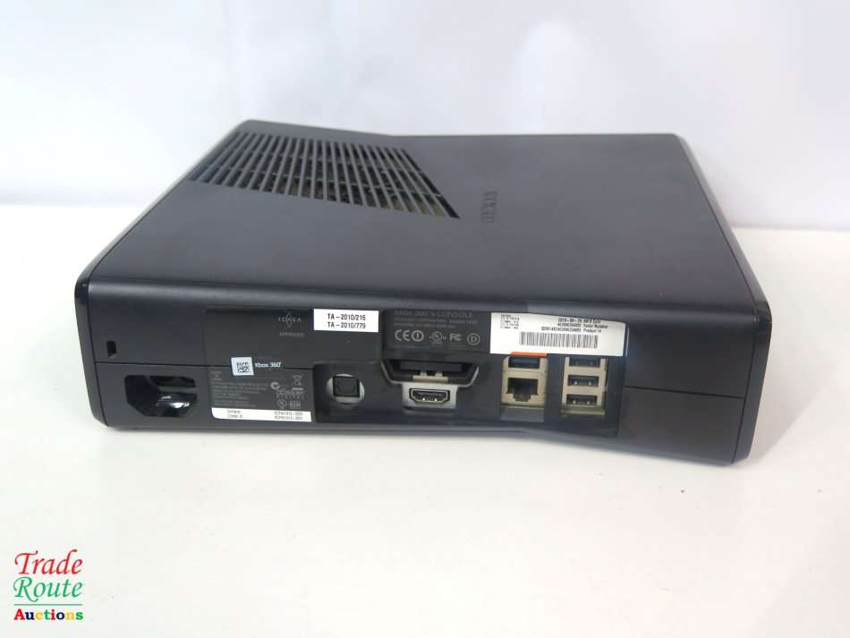 Microsoft Xbox 360 S Gaming Console + 1 Controller Model 1439