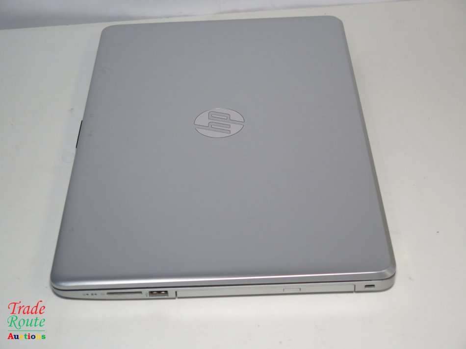 RADEON GRAPHICS * HP 15.6` HD Notebook 15-bs1xx | CORE i7 8550U @ 1.8GHZ 8th Gen | 8GB RAM | 1TB HDD