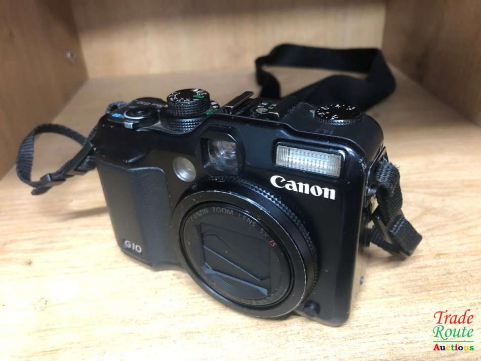 Canon Powershot G10 14.7MP Digital Camera with 5x Wide Angle Optical Image Stabilized Zoom