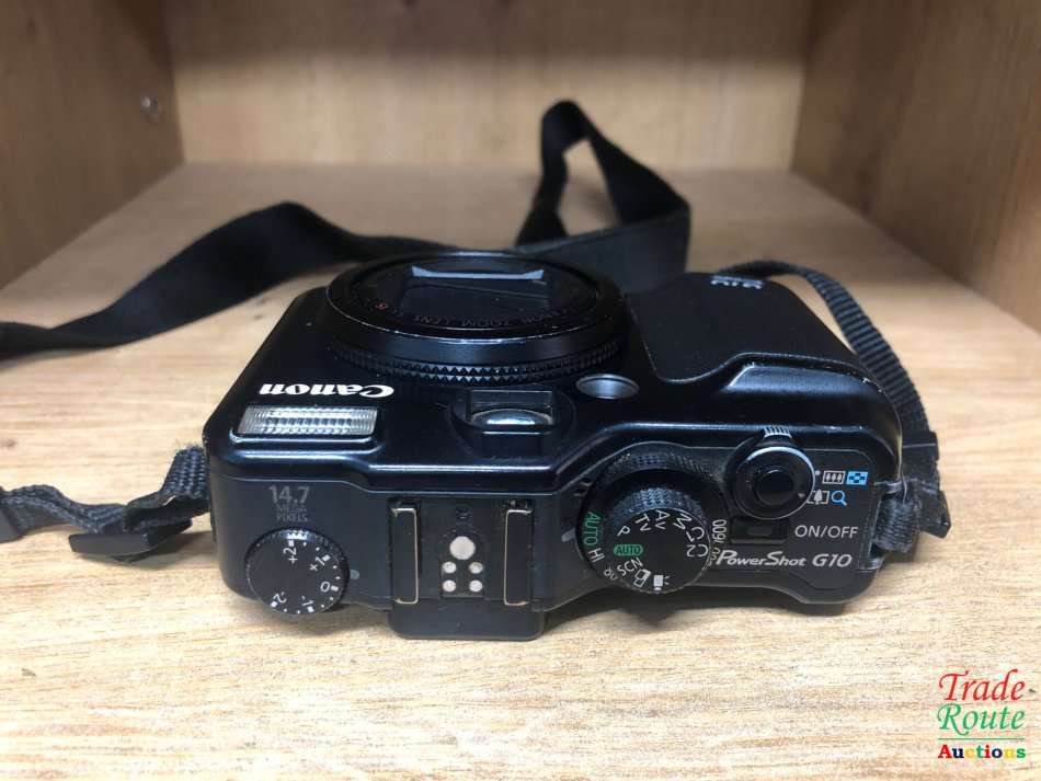 Canon Powershot G10 14.7MP Digital Camera with 5x Wide Angle Optical Image Stabilized Zoom