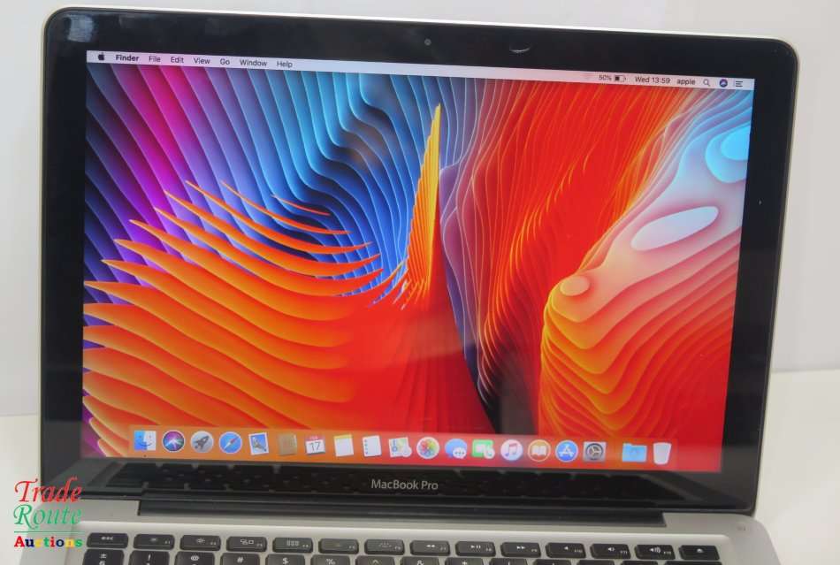 MacBook Pro 13.3-inch *** INTEL HD GRAPHICS