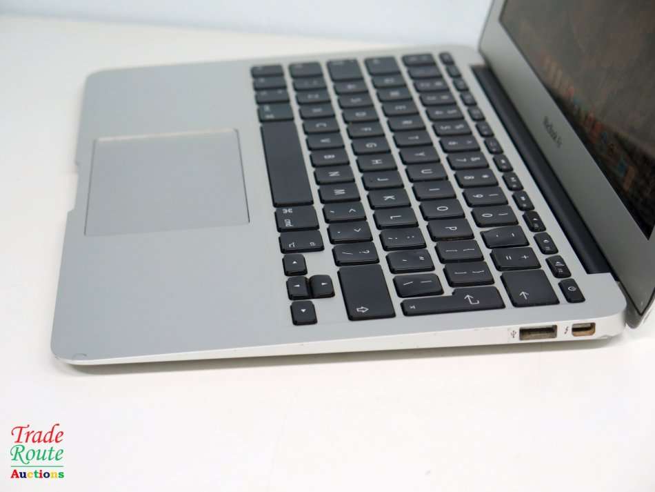 MacBook Air 11.6-inch | Core i5 1.4GHz | 4GB RAM | 128GB SSD FLASH  - Macbook Air EARLY 2014