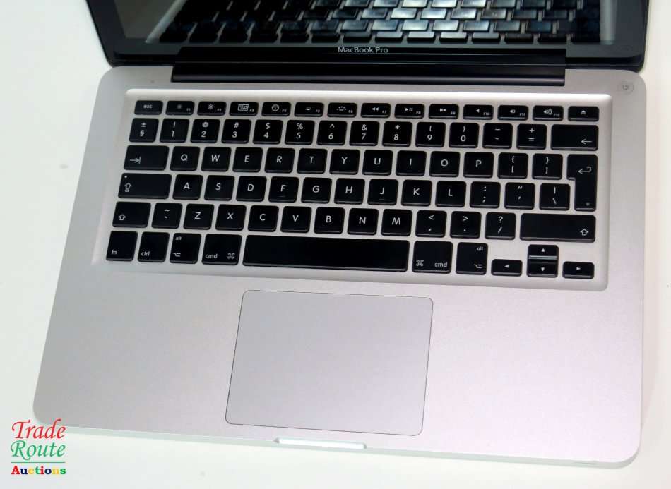 MacBook Pro 13.3-inch | Core i5 2.3GHz | 4GB RAM | 750GB HDD | INTEL HD GRAPHICS