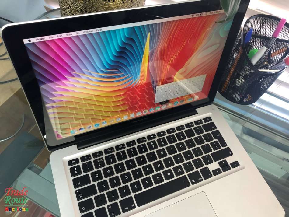MacBook Pro 13.3-inch * Core i5 * R1 Bids