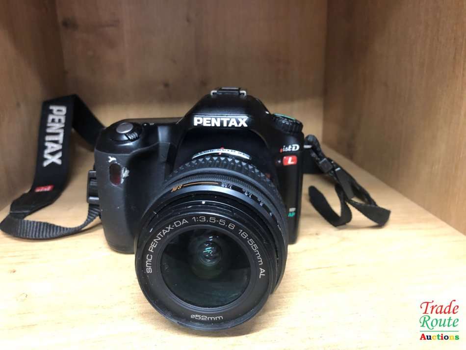 Pentax *ist DL DSLR Camera with 18-55 Lens Kit