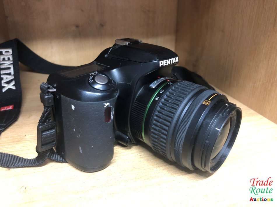 Pentax *ist DL DSLR Camera with 18-55 Lens Kit