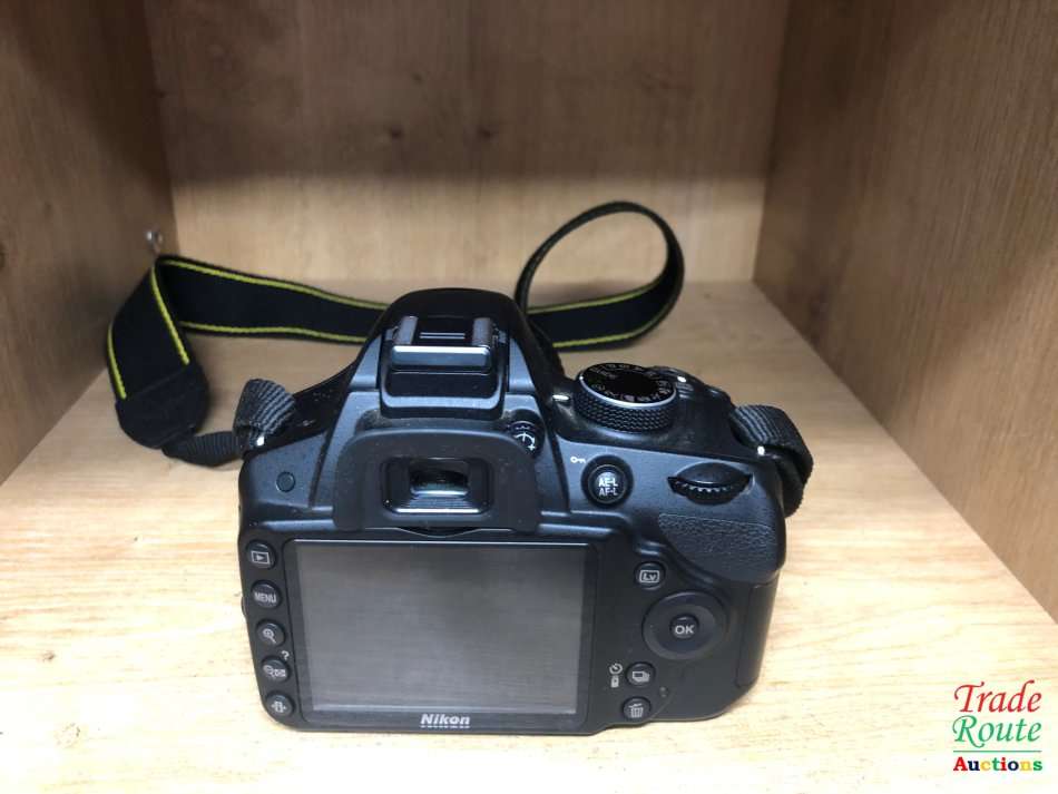 Nikon D3200 24.2 MP CMOS Digital SLR with 18-55mm f/3.5-5.6 AF-S DX NIKKOR Zoom Lens - 24.2 MP