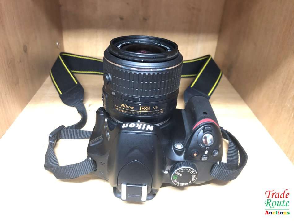 Nikon D3200 24.2 MP CMOS Digital SLR with 18-55mm f/3.5-5.6 AF-S DX NIKKOR Zoom Lens - 24.2 MP