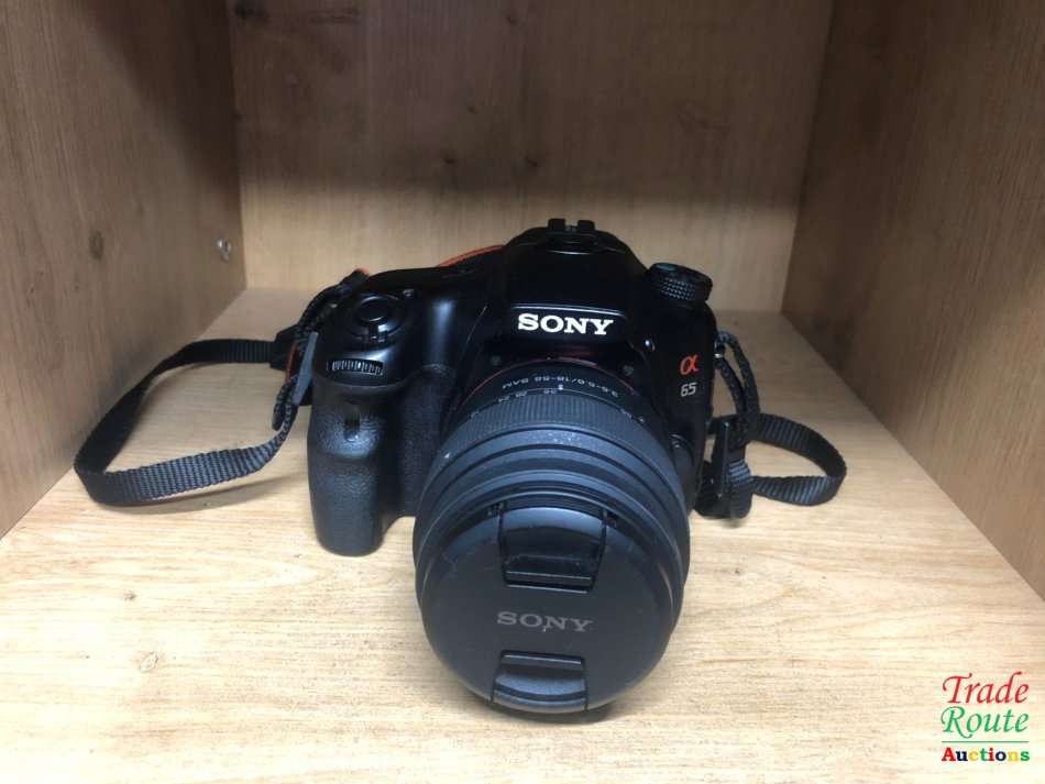 Sony Alpha SLT-A65 DSLR Digital Camera with 18-55mm Lens 24.3MP