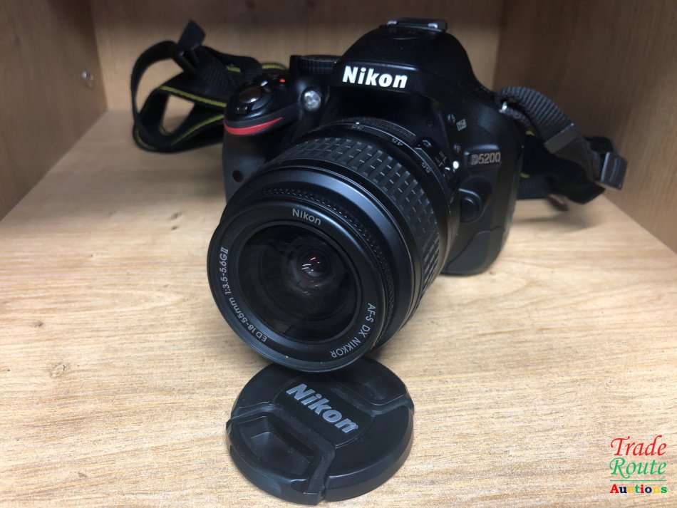 [ 24.1 MEGAPIXELS ] NIKON D5200 DSLR CAMERA +  18-55MM NIKKOR LENS PROFESSIONAL KIT