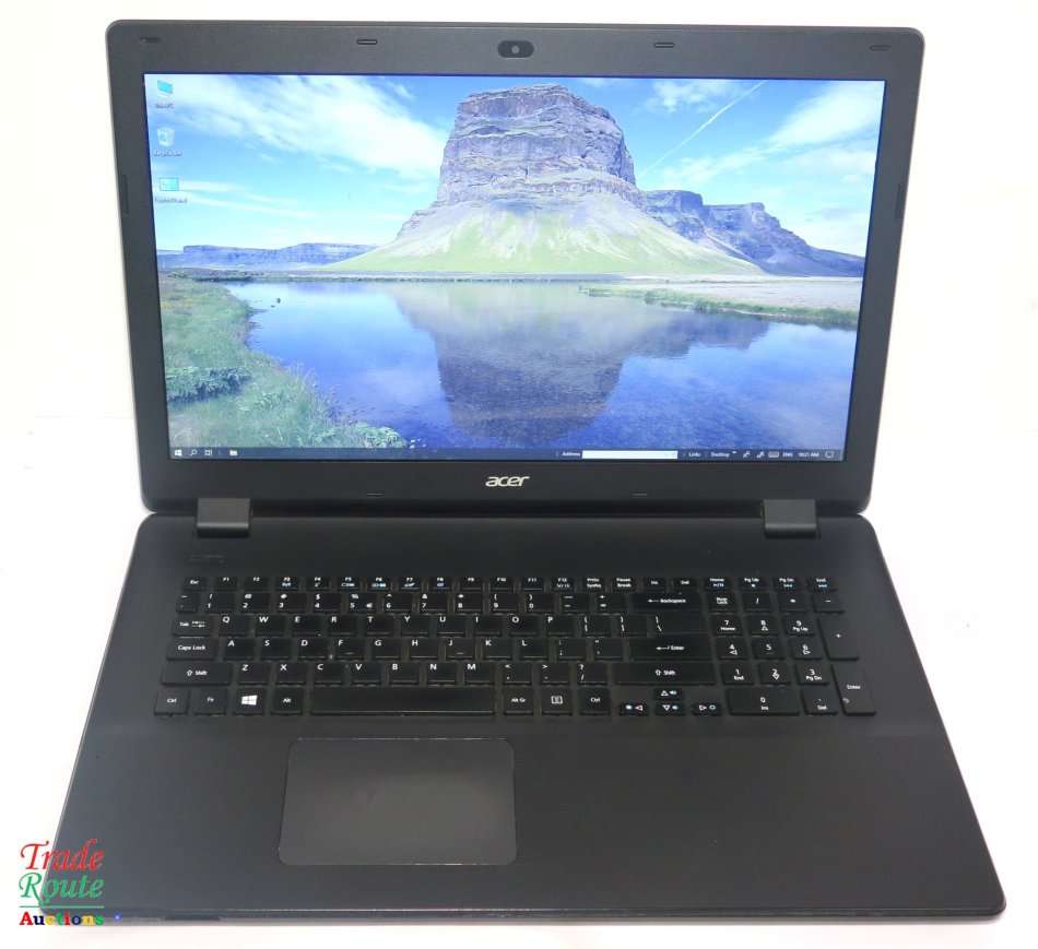 ACER ASPIRE ES1-731 17.3 inch Laptop ** Huge Laptop