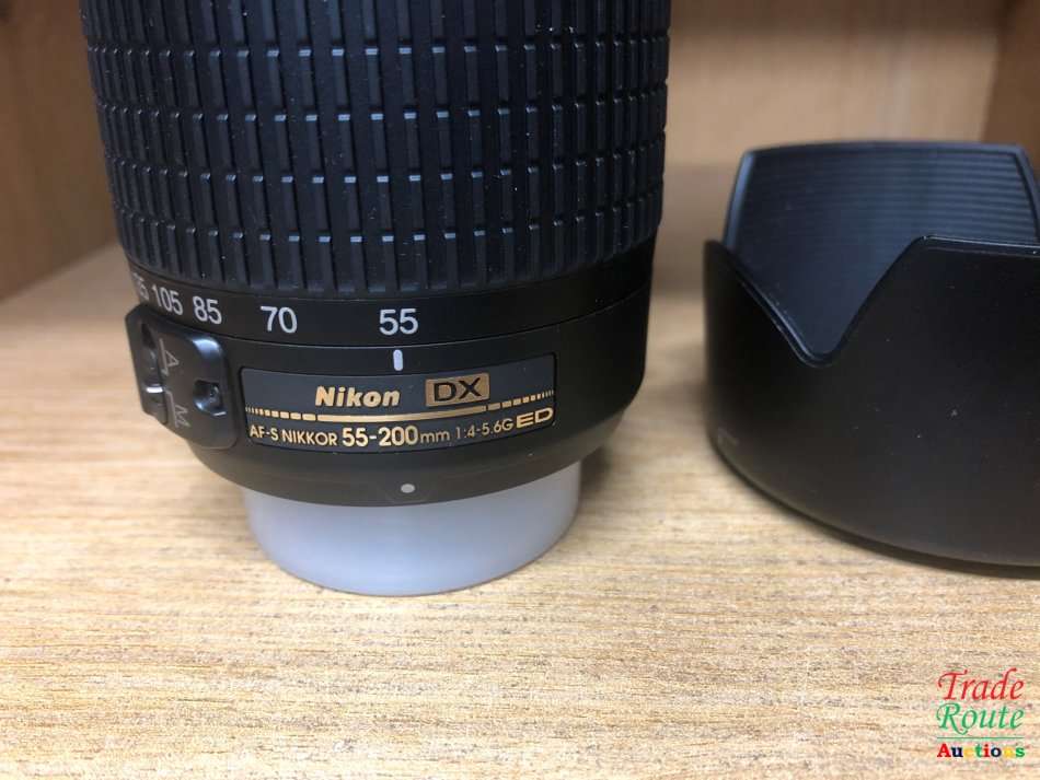 Nikon 55-200mm DX Lens for NIKON DSLR Cameras IN BOX