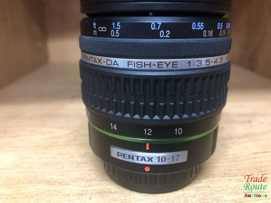 Pentax 10-17mm f/3.5-4.5 ED IF SMC P-DA Fish-Eye Lens