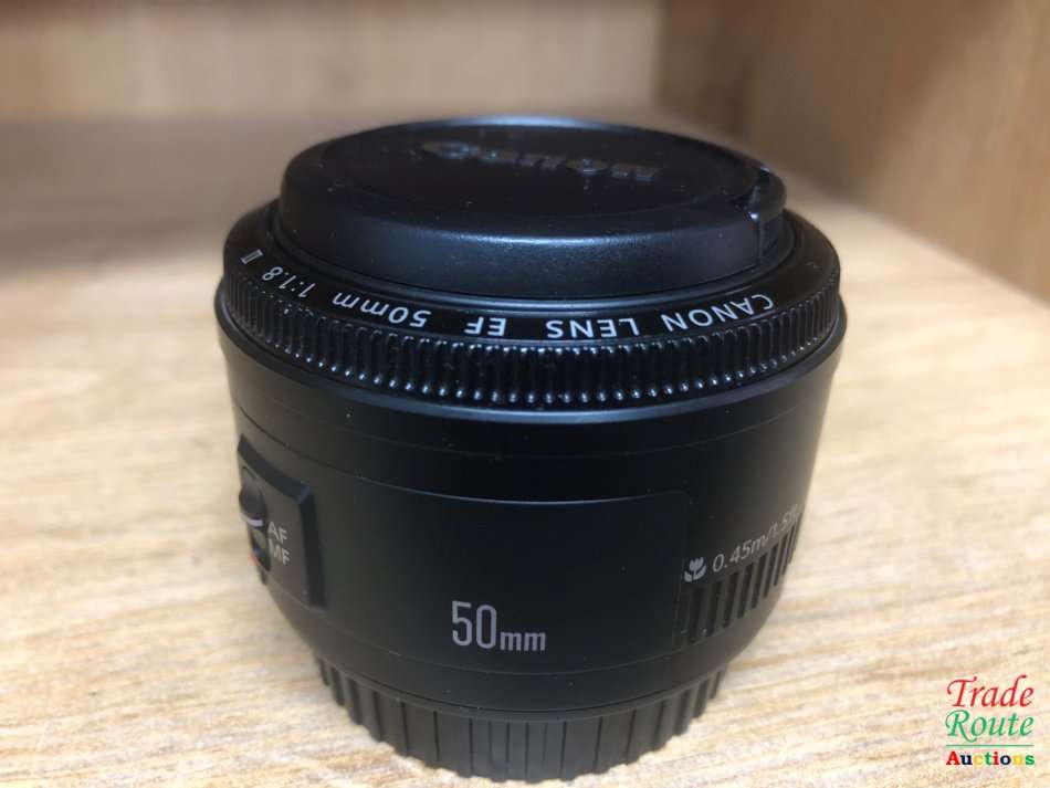 Canon EF 50mm f/1.8 II Lens - Fits Canon Cameras