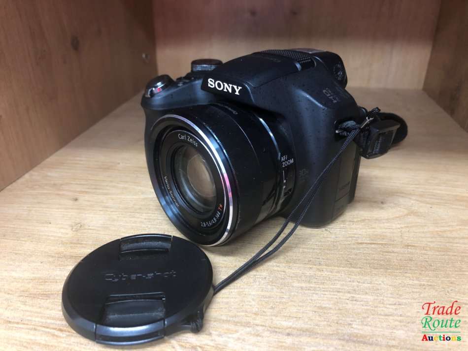 Sony Cyber-Shot DSC-HX100V 16.2 MP Exmor R CMOS Digital Still Camera Carl Zeiss Vario-Tessar Lens