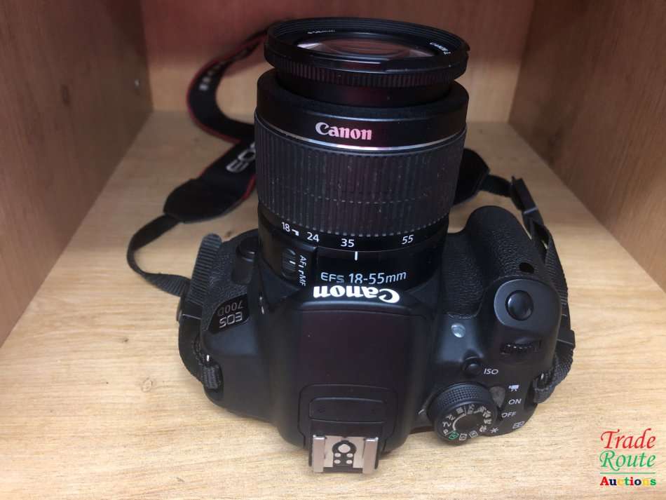 Canon EOS 700D DIGITAL SLR CAMERA KIT WITH 18-55MM iii LENS | 18.0 MP FULL HD