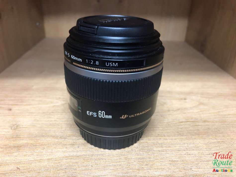 Canon EF-S 60mm f/2.8 USM Lens for Canon DSLR CAMERAS