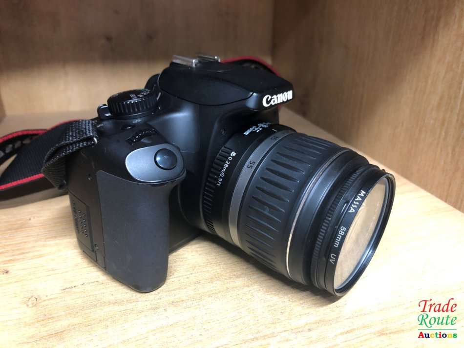 Canon EOS 1000D Digital SLR camera plus Canon 18-55mm Lens Professional KIT