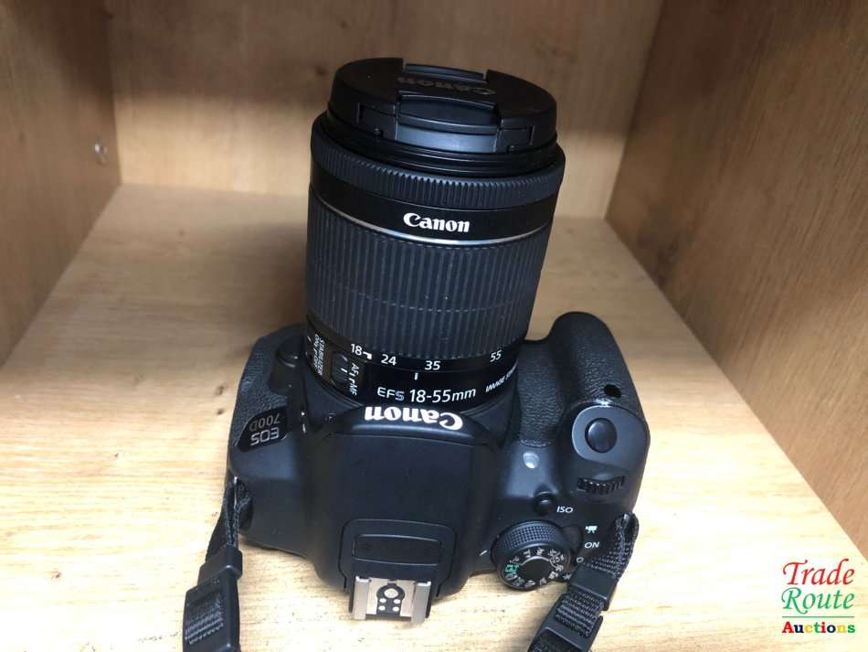 Canon EOS 700D DIGITAL SLR CAMERA KIT WITH 18-55MM IS STM LENS