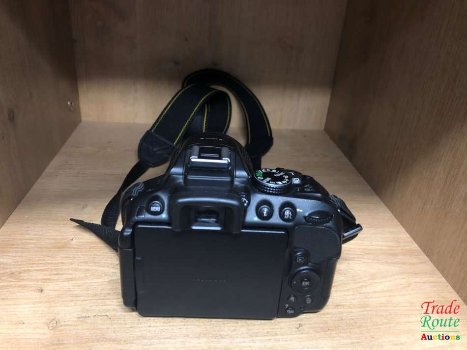 NIKON D5300 DSLR CAMERA BODY [ WiFi & GPS] - [ 24.2 MP ] - [ DX ] WITH 18-55 VR Lens Kit