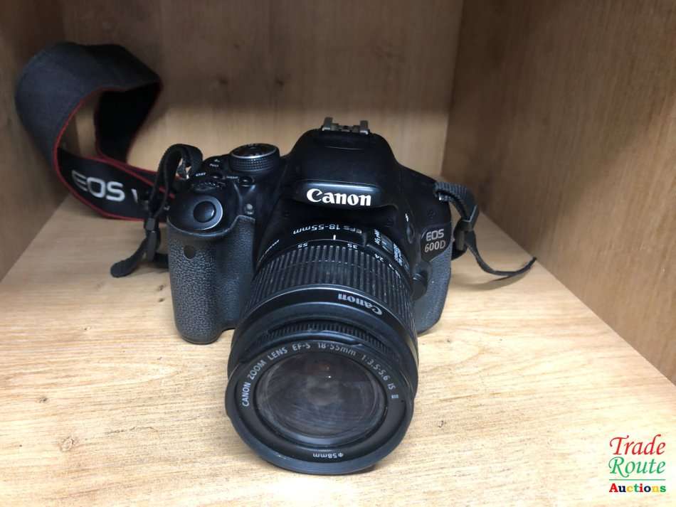 Canon EOS 600D DSLR CAMERA with Canon 18-55 Lens Camera Kit