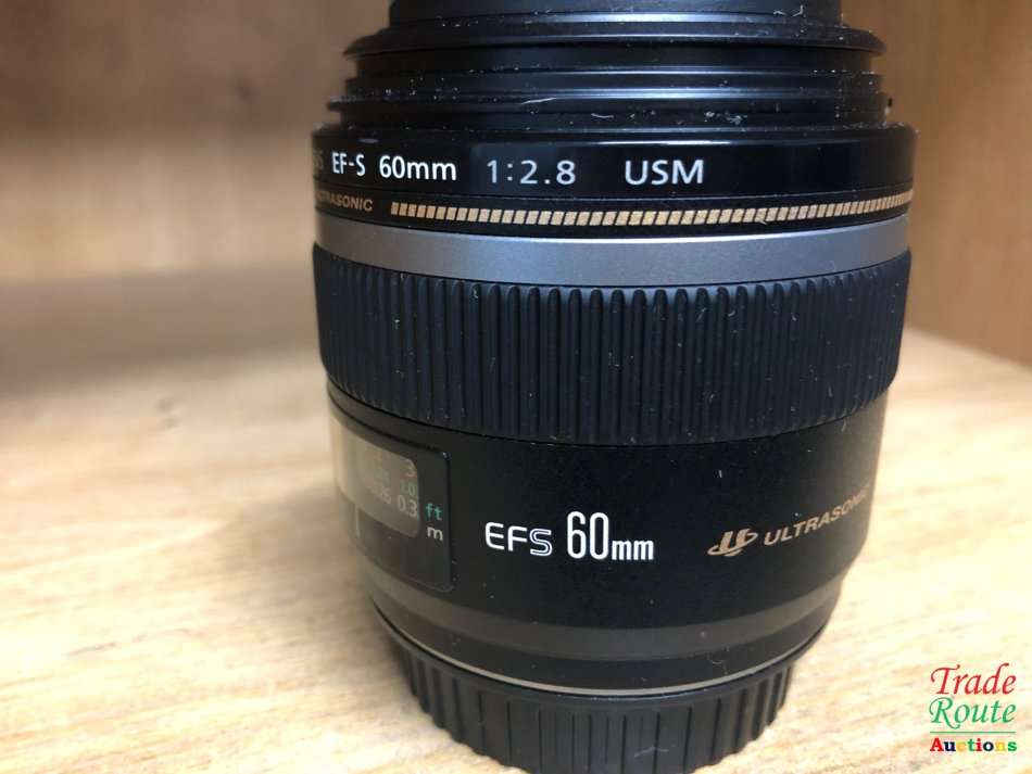 Canon EF-S 60mm f/2.8 USM Lens for Canon DSLR CAMERAS