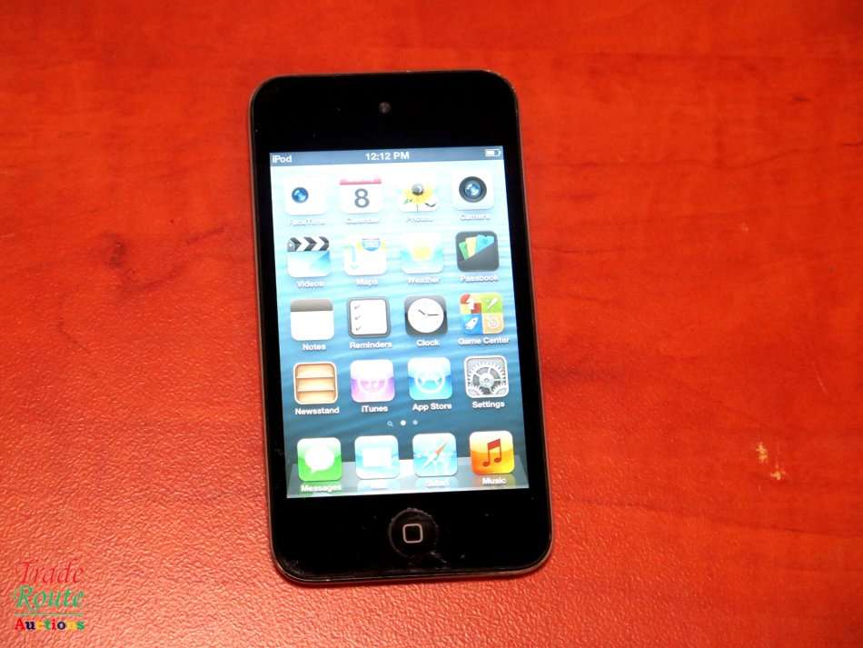 Apple iPod Touch 4th Generation Black | 16GB Retina Display | ME178BT/A | A1367